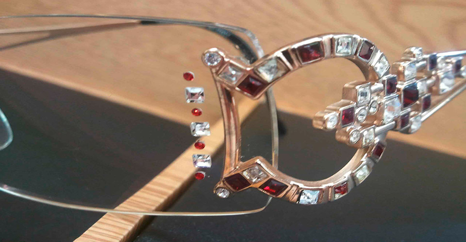 FANTAISIES ET ORIGINALITES SUR VERRE