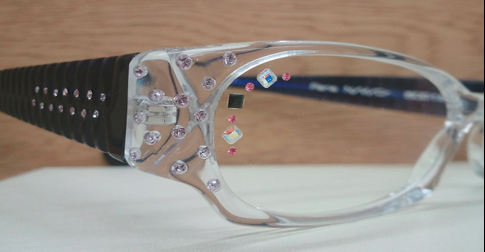 FANTAISIES ET ORIGINALITES SUR VERRE